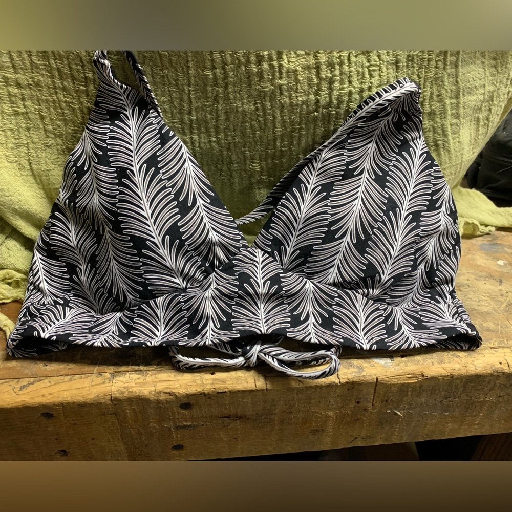 New Cali bathing suit top